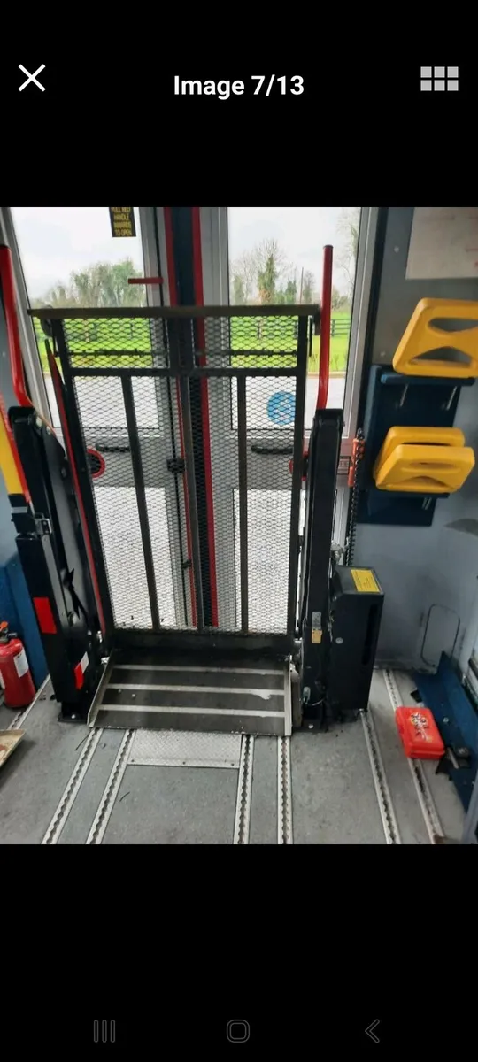 Wheel chair lift - Image 1