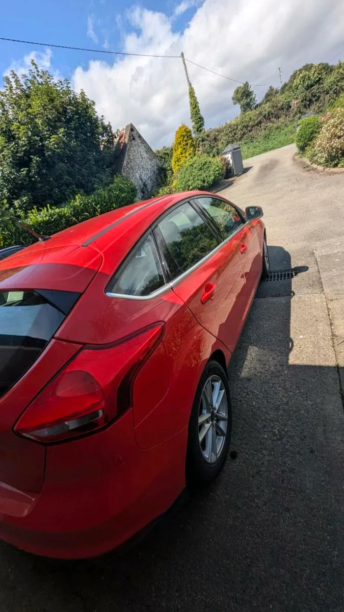 Ford Focus 2017 1.5l manual diesel - Image 4
