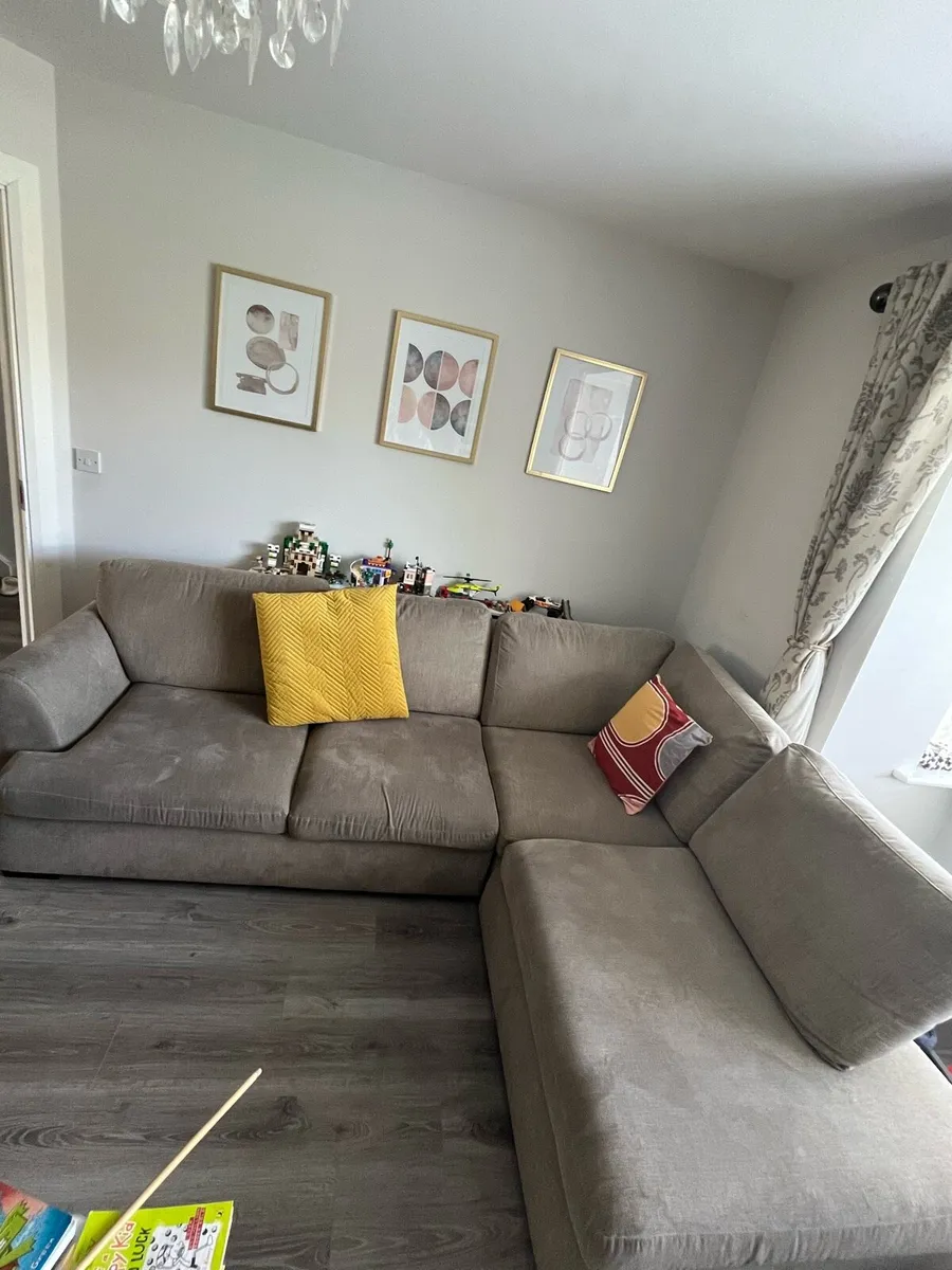 Sofa - Image 2