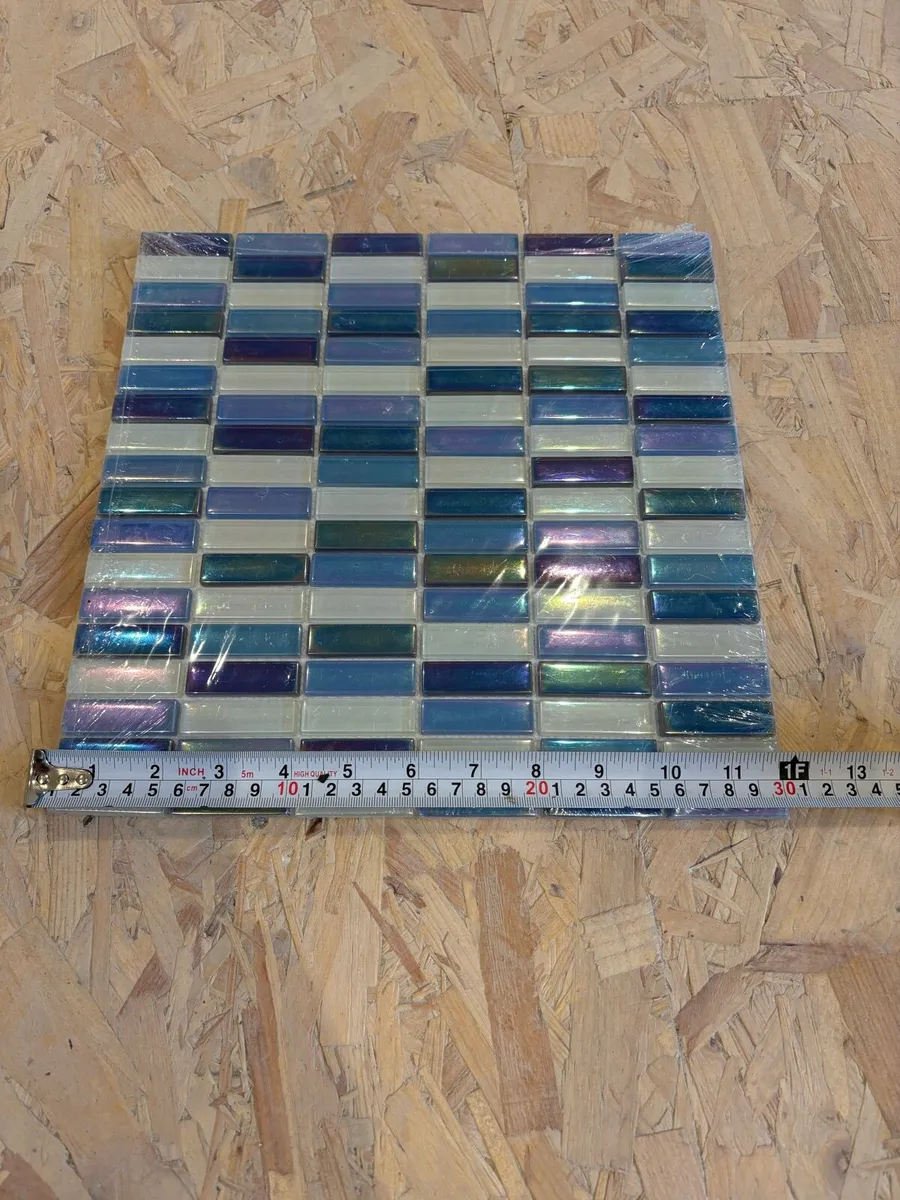 Glass mosaic tiles