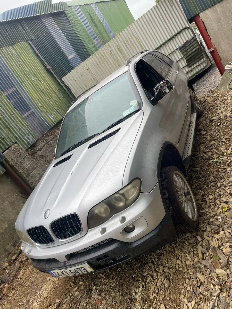 Bmw x5 - Image 1