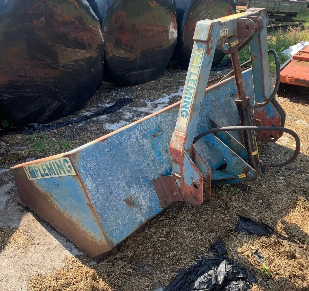 Transport Box and Topper for sale - Image 2