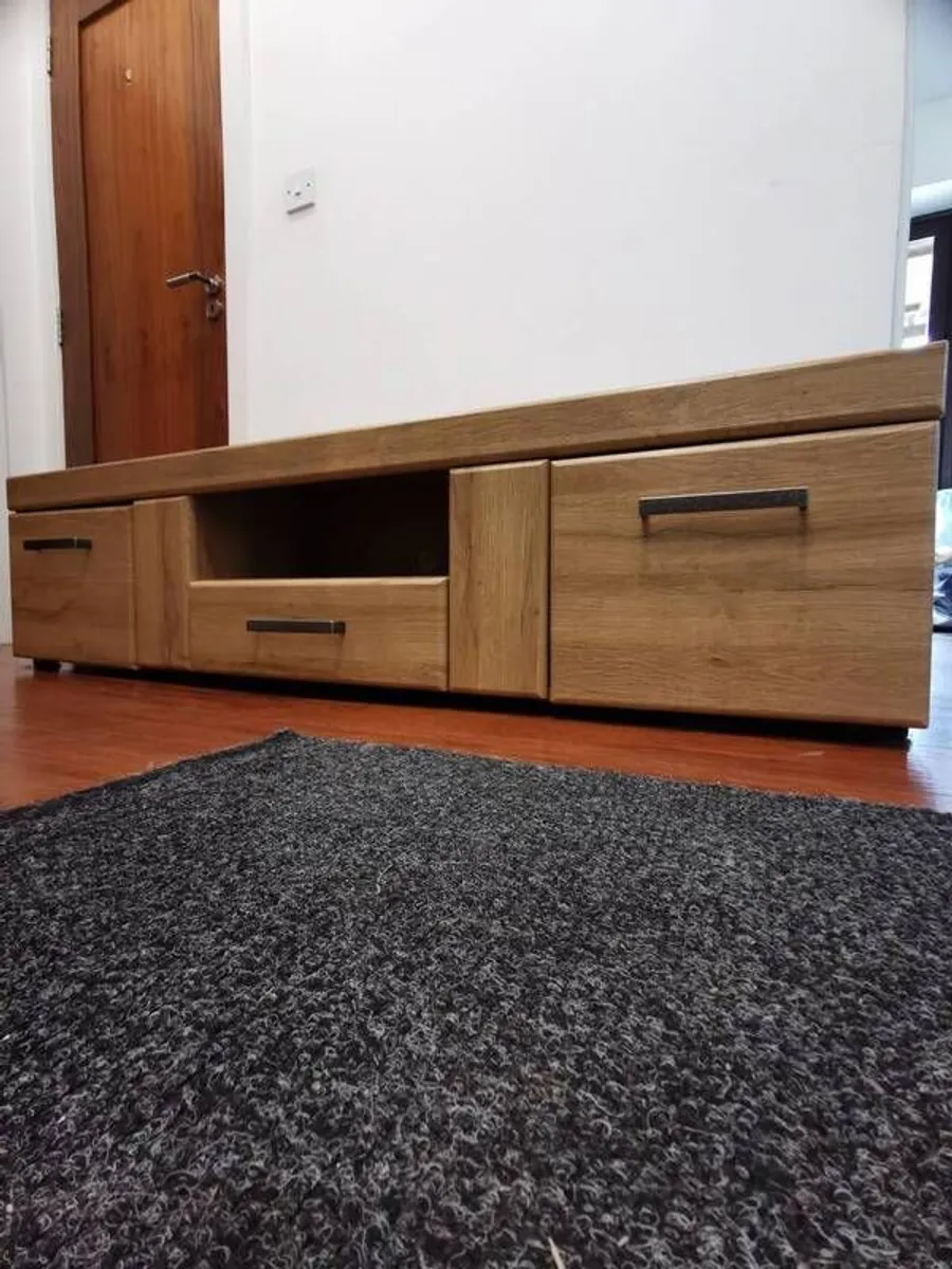 tv stand - Image 1