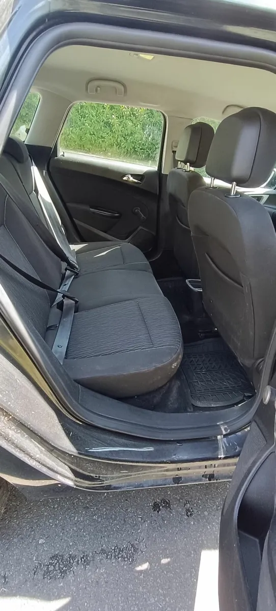 Vauxhall Astra Estate 2014 - Image 4