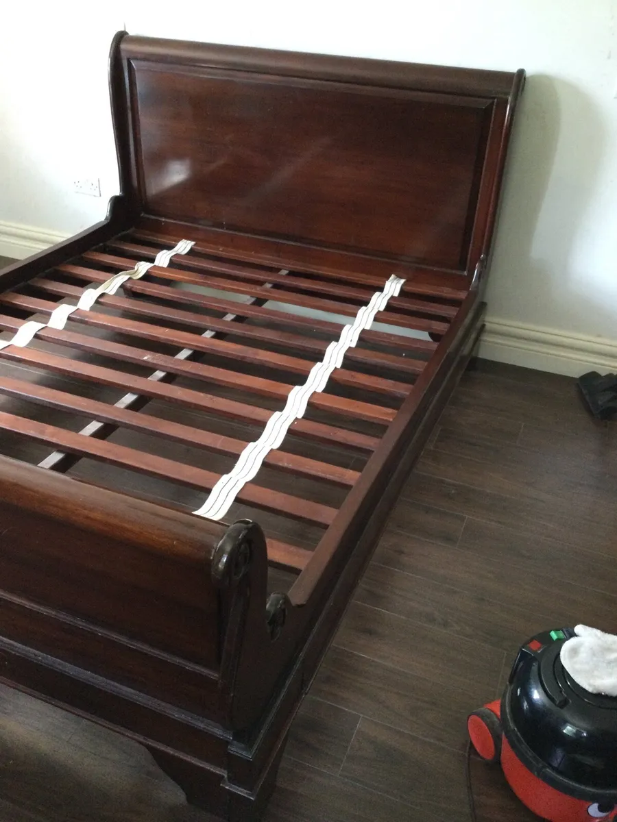 Free mahogany bed frame - Image 2