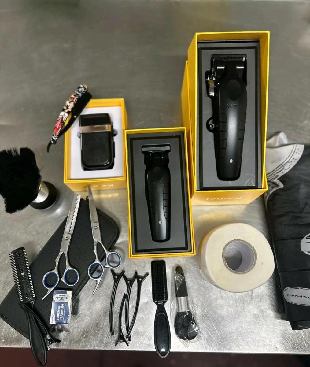 Complete Professional Barber Kit - Image 1