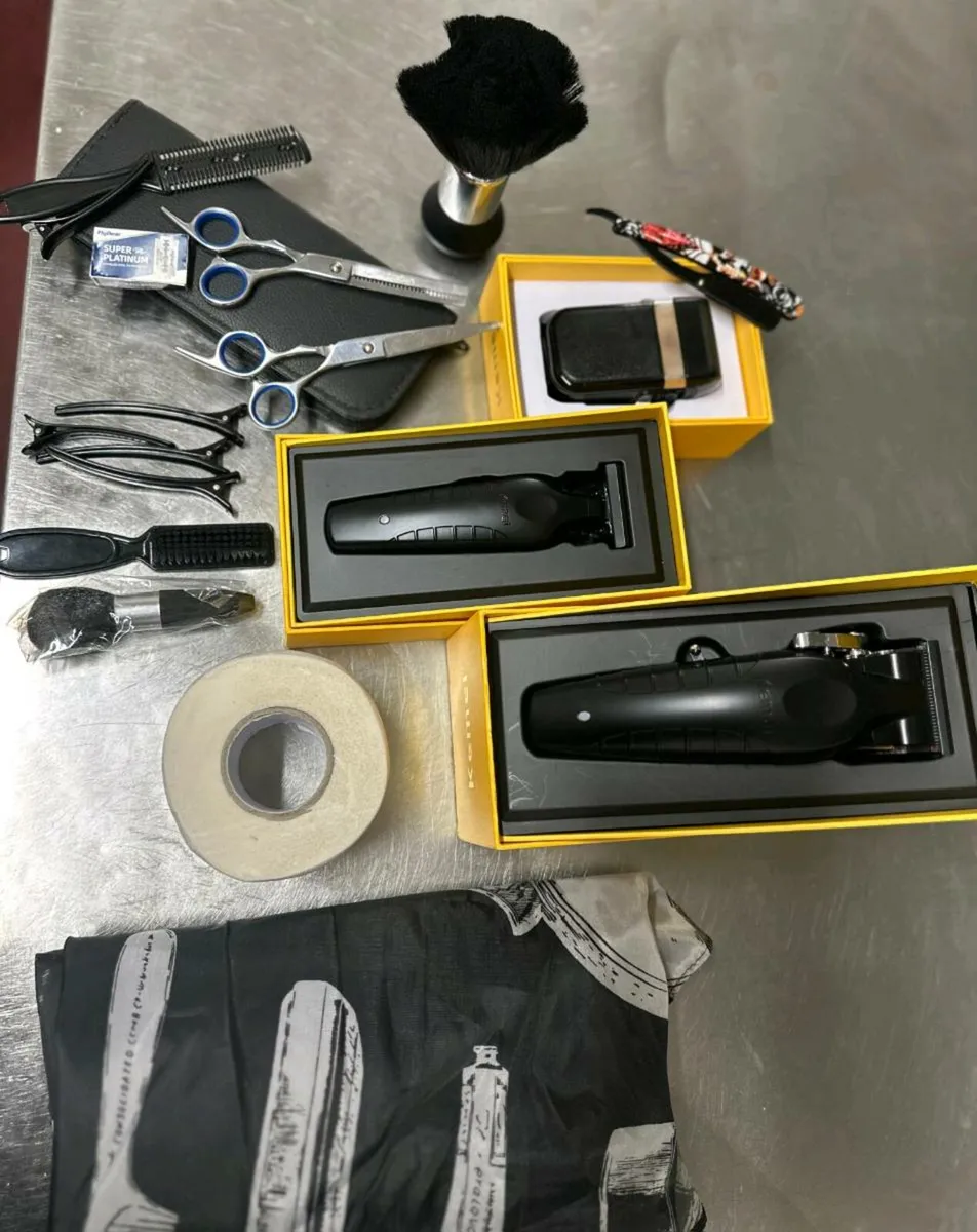Complete Professional Barber Kit - Image 2