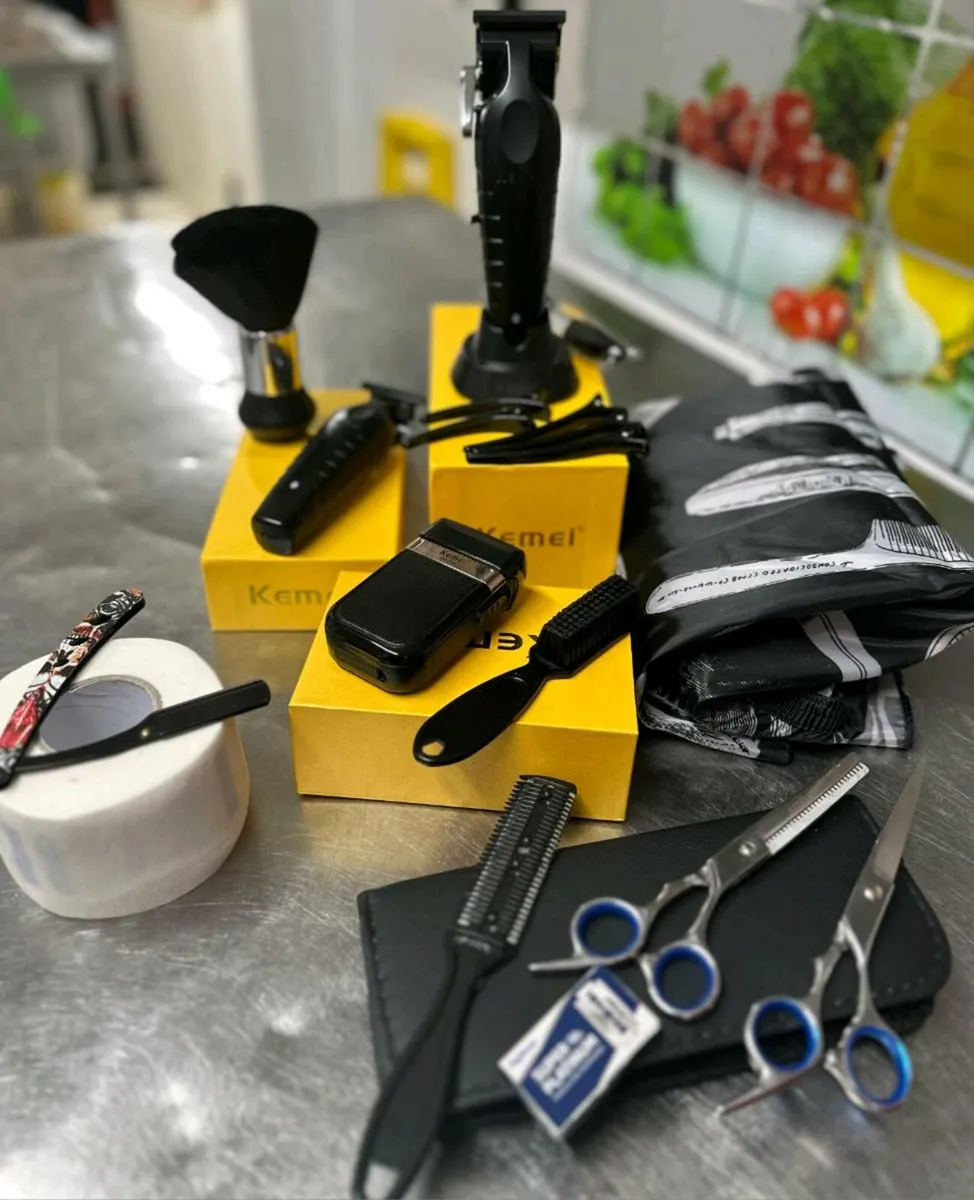 Complete Professional Barber Kit - Image 3