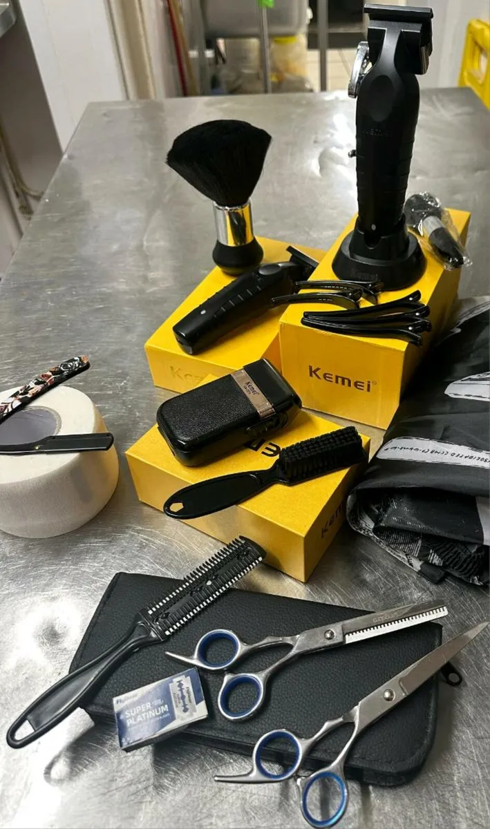 Complete Professional Barber Kit - Image 4