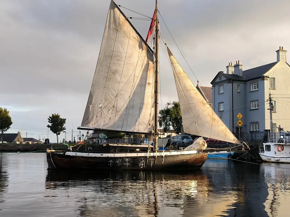Sailing boat - Image 4