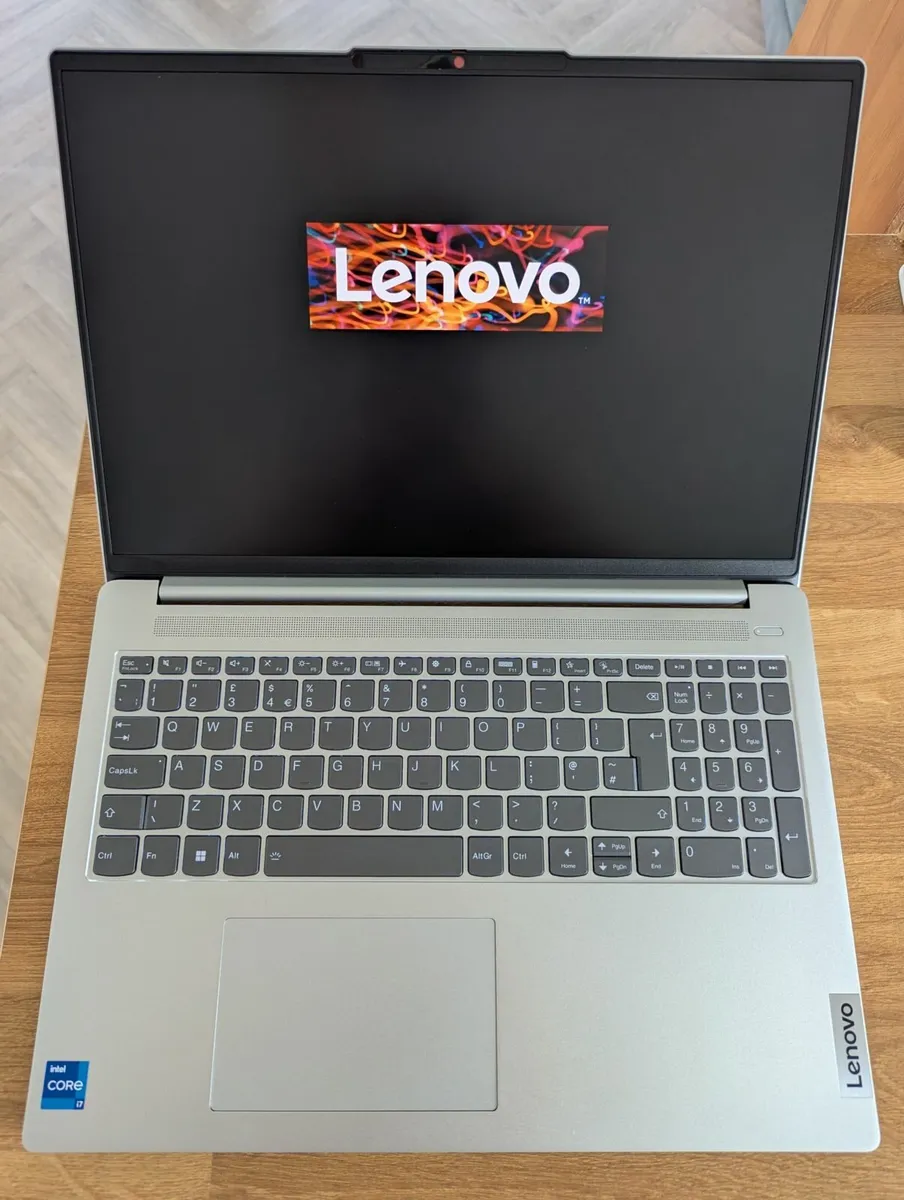 Lenovo Laptop – i7, 16GB RAM, 1TB SSD - LIKE NEW! - Image 1