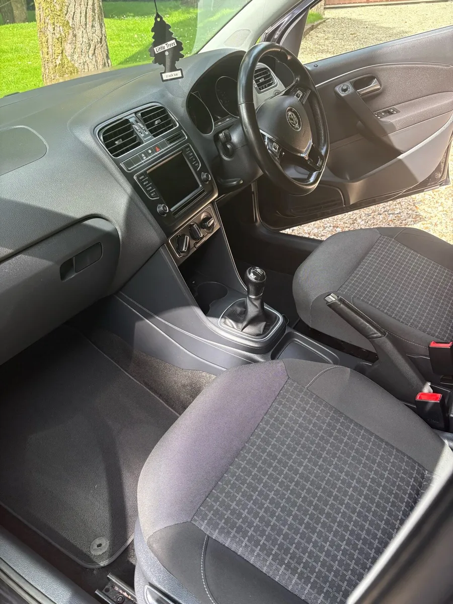 Volkswagen Polo - Image 4