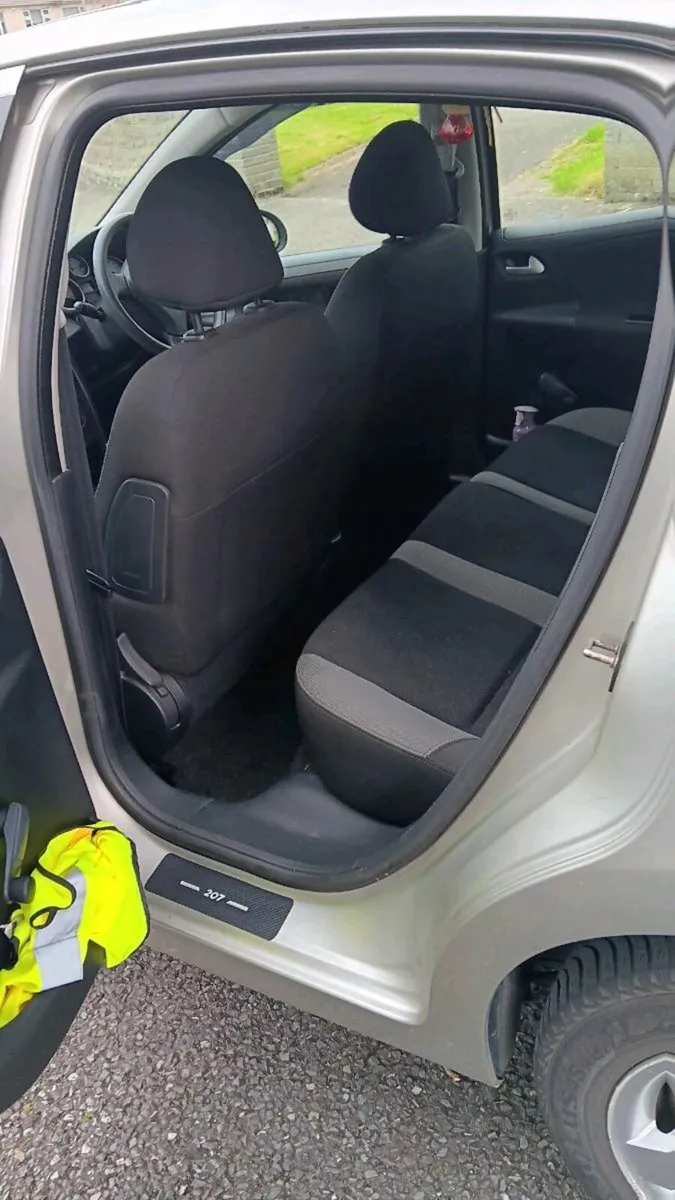 Peugeot 207 - Image 3