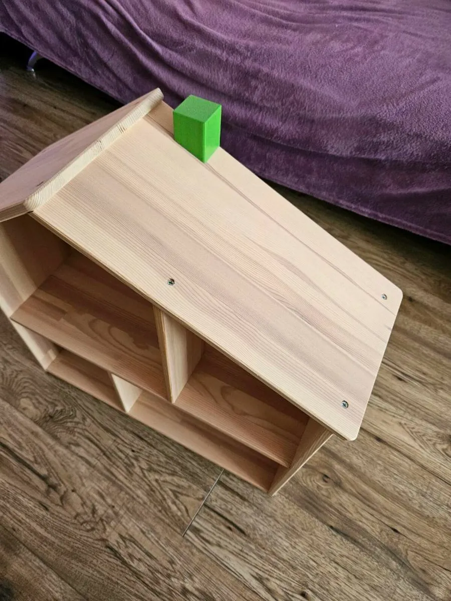 Shelf - Image 2