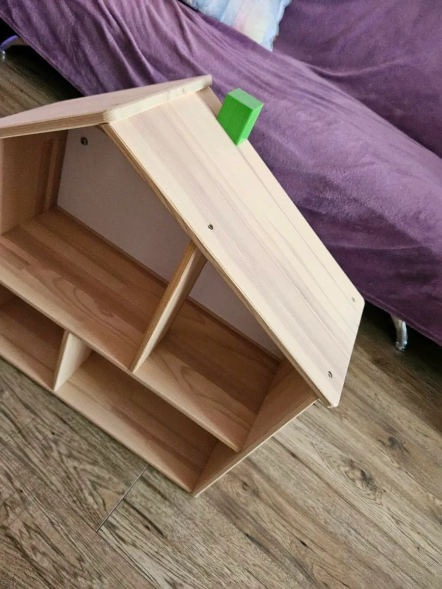 Shelf - Image 3