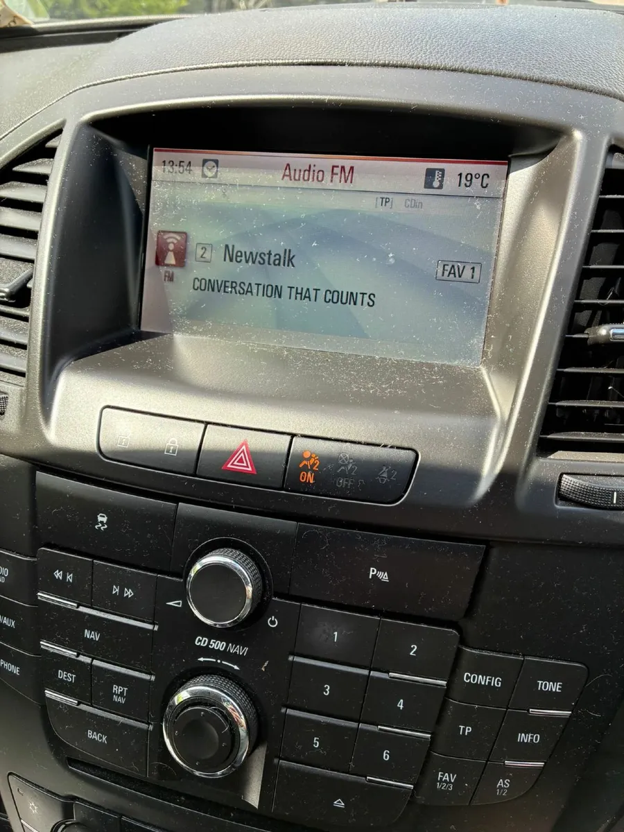 Vauxhall Insignia 2011 - Image 3
