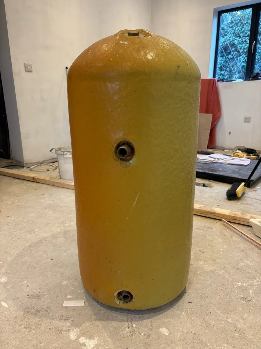 Copper hot water tank