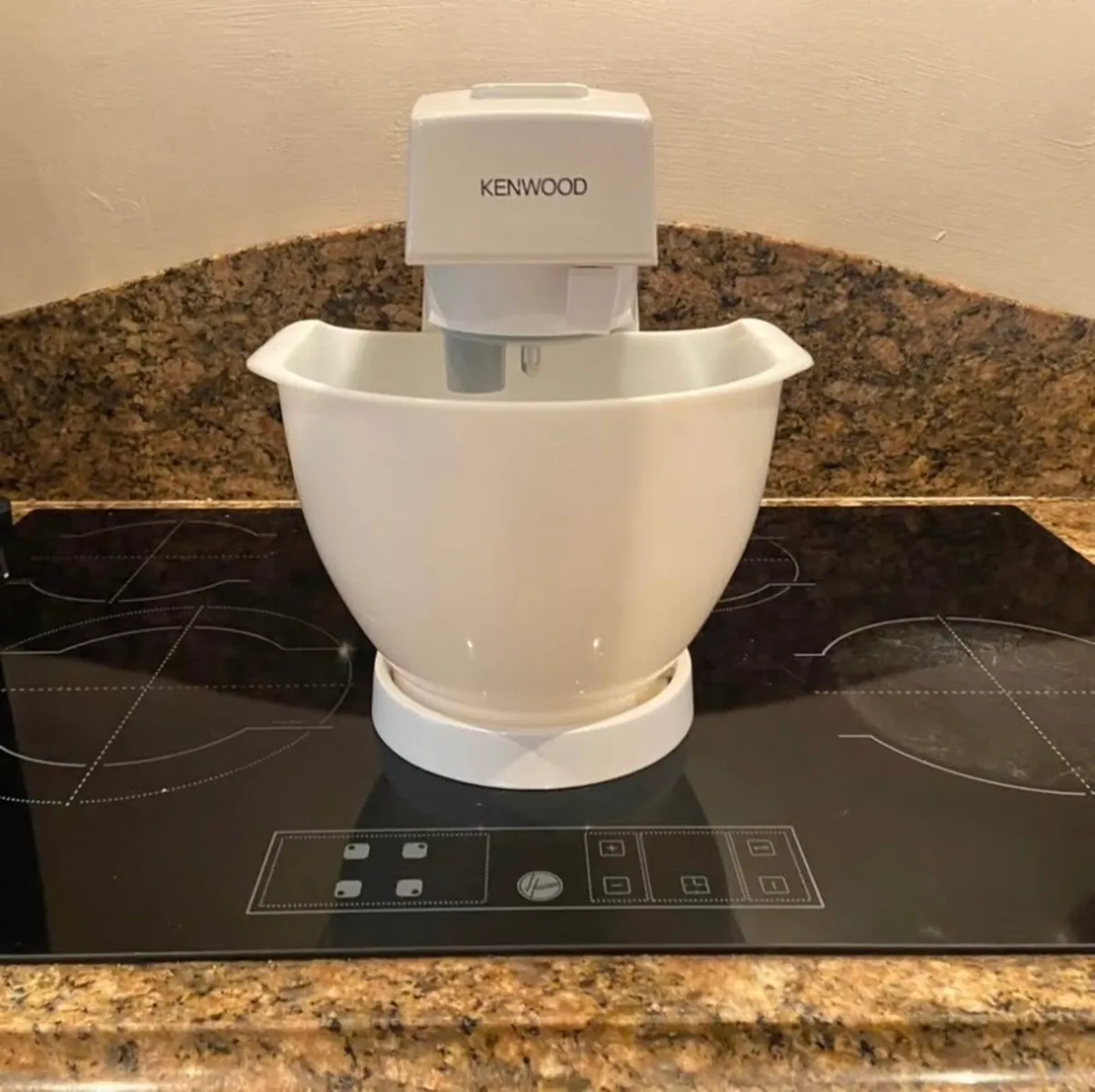 Kenwood Chef Mixer KM300 - Image 1