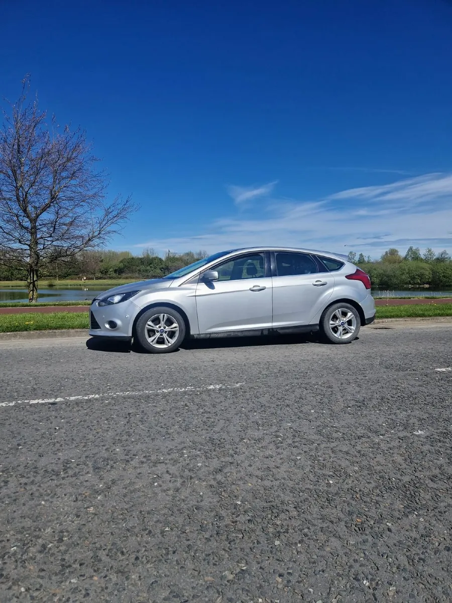 Ford Focus 2012 - Image 4