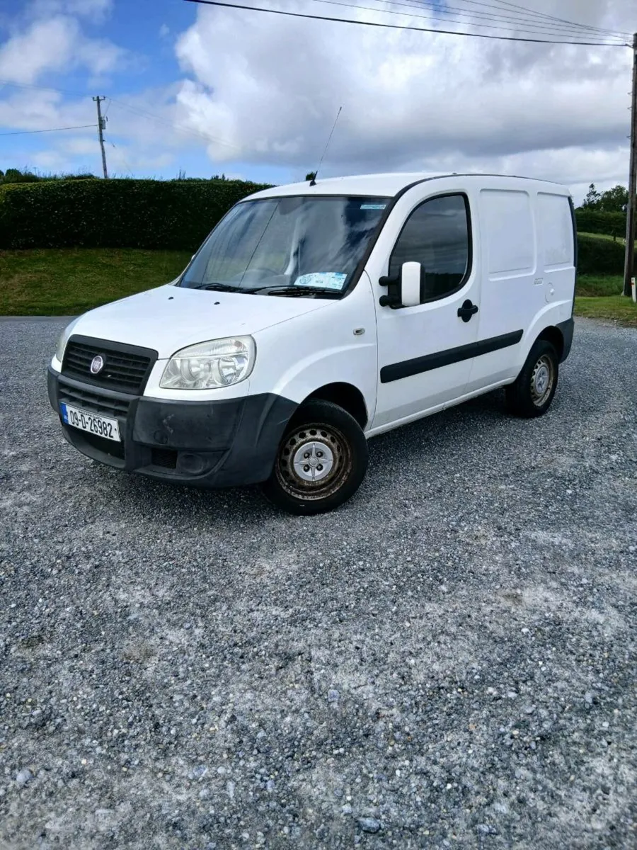 09 Fiat doblo cargo new doe - Image 3