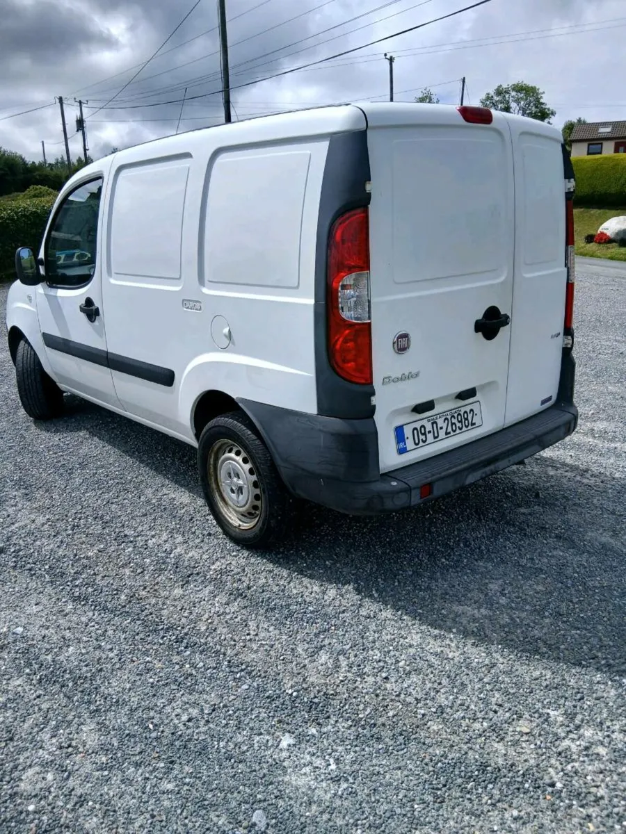 09 Fiat doblo cargo new doe - Image 4