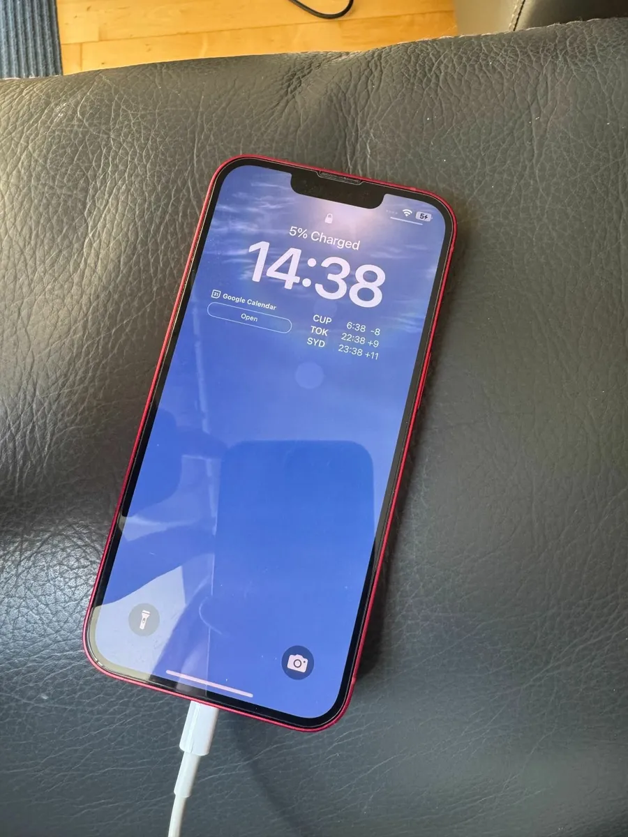 iphone 13 128GB (ProductRed) - Image 4