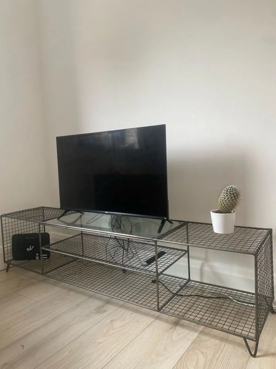 Tv stand - Image 3