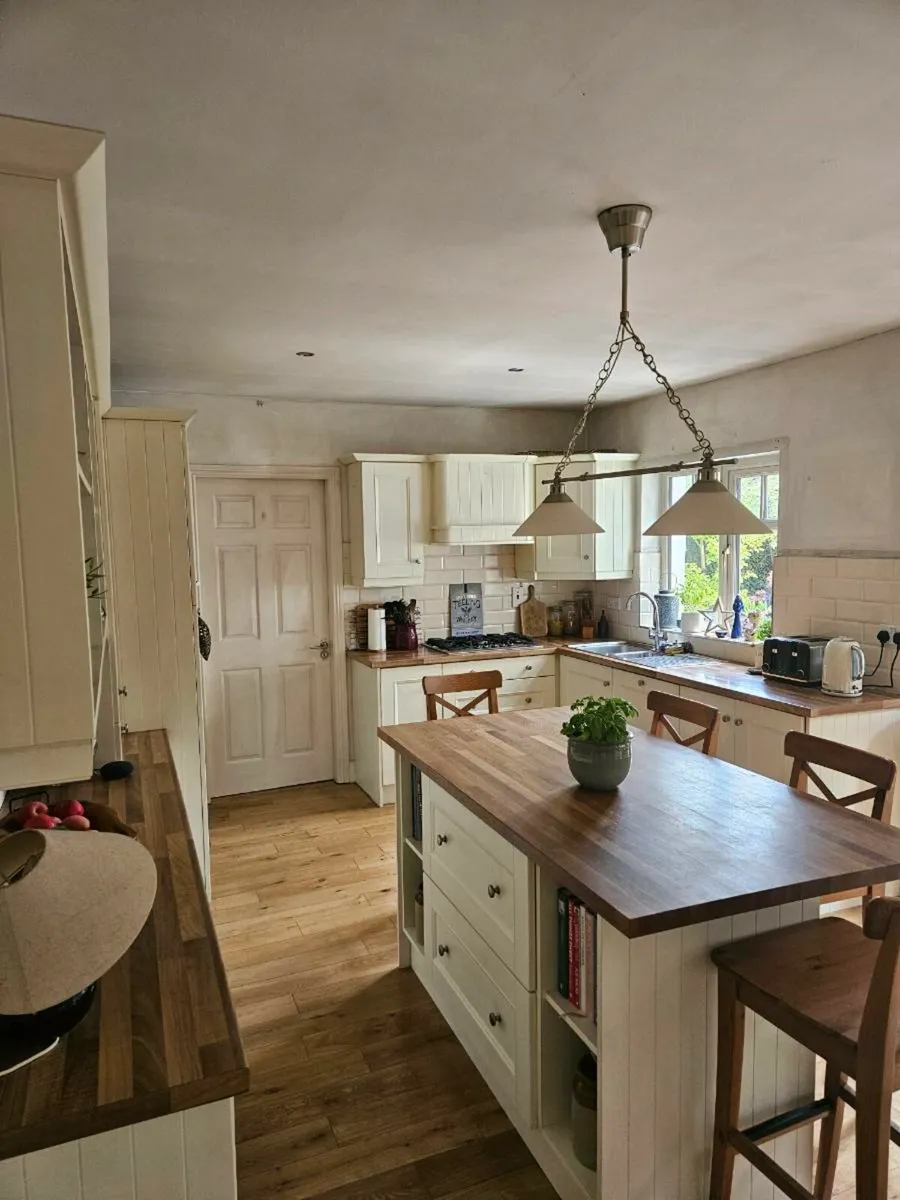 Kitchen - Image 1