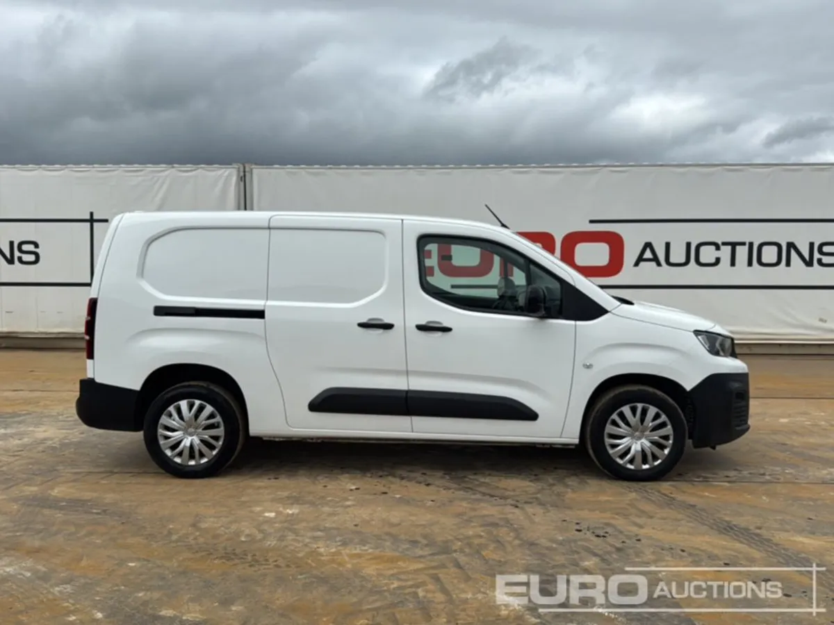 2022 Peugeot Partner - Image 4