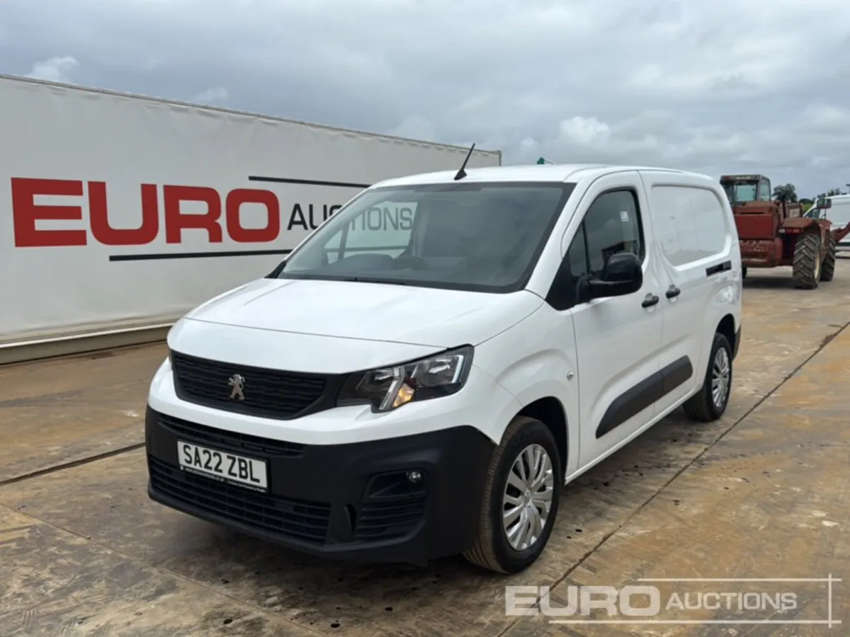 2022 Peugeot Partner - Image 1
