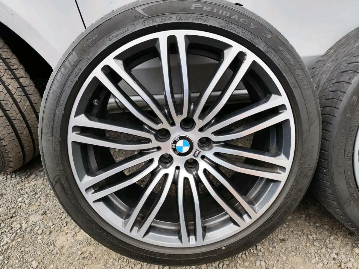 19" BMW 5 series Msport alloys - Image 2