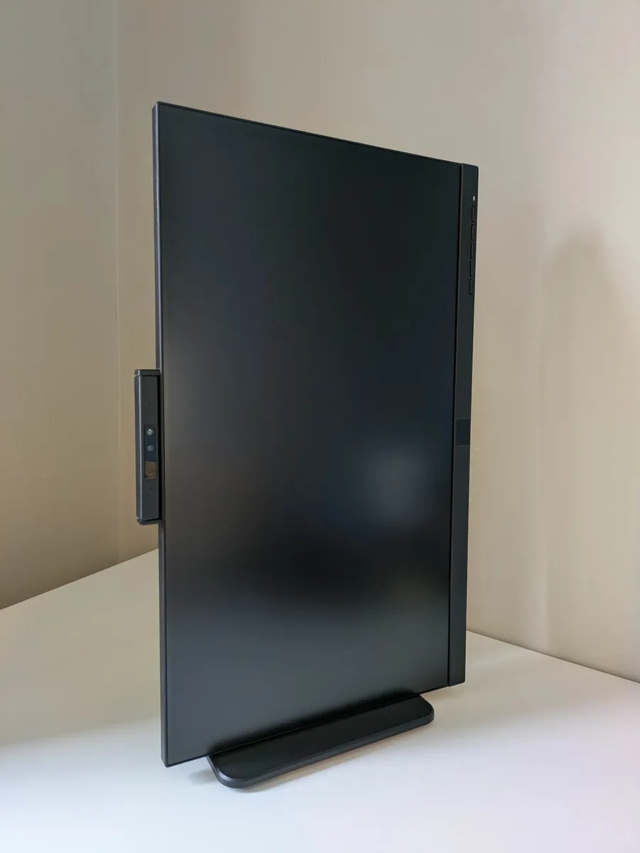 AOC 24P3CW Built-in Webcam, Speakers & USB-C Hub - Image 4