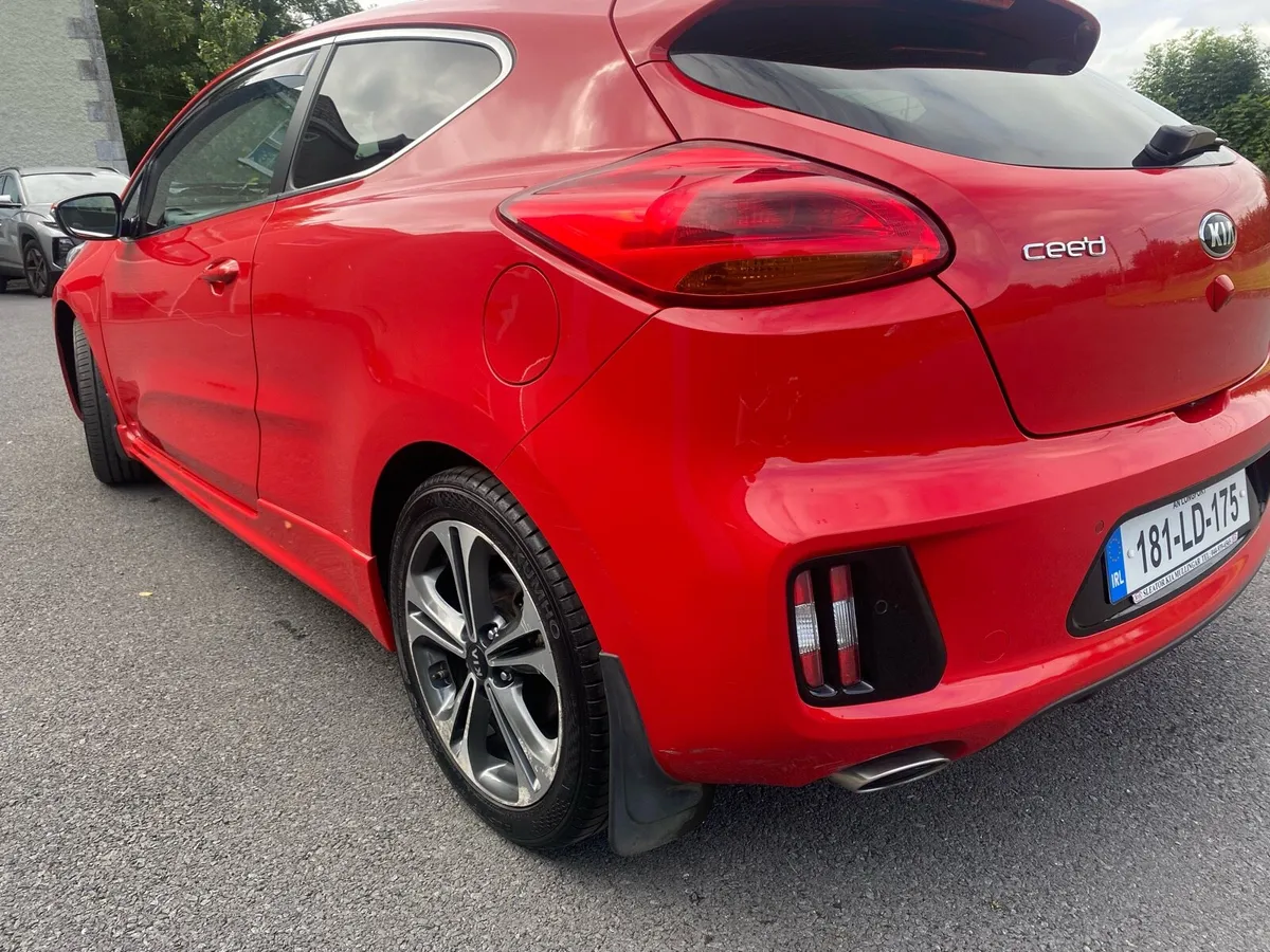 Kia Proceed - Image 1