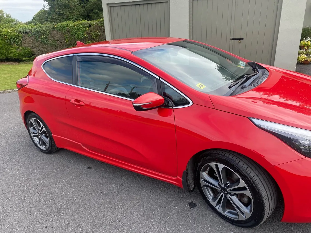 Kia Proceed - Image 2