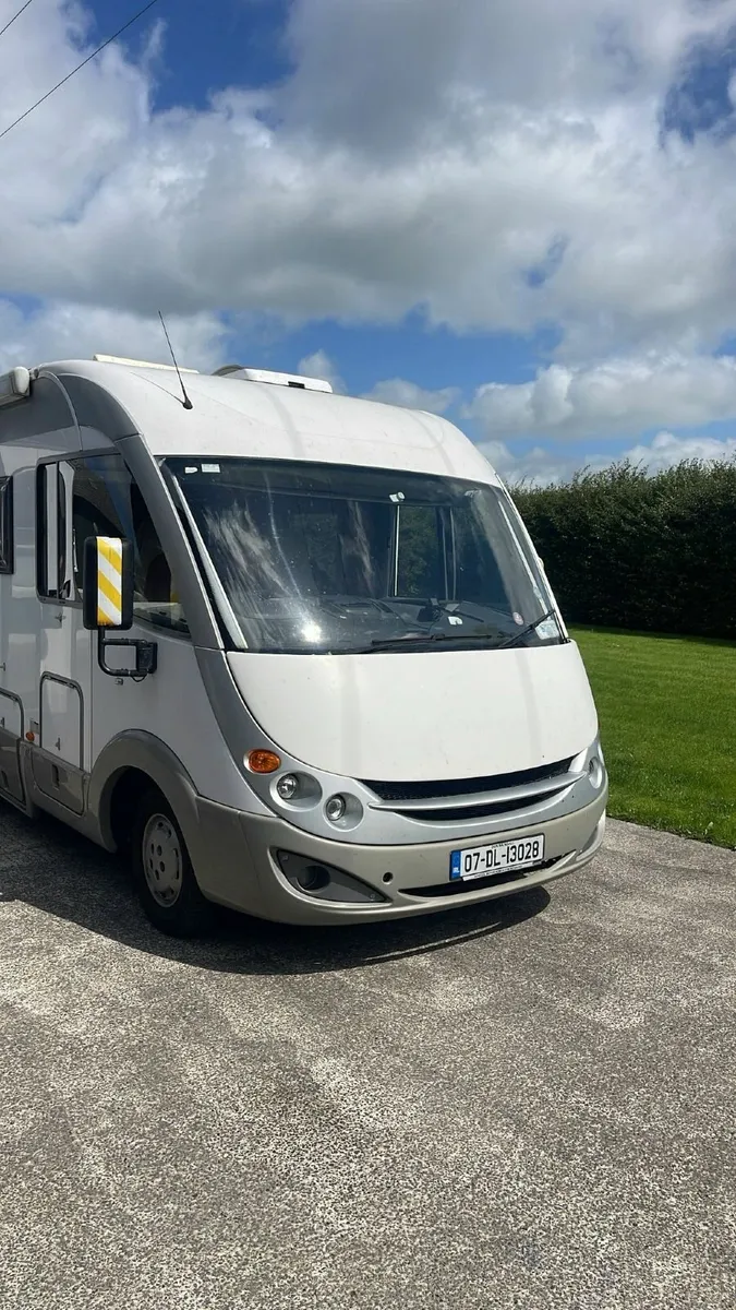 2007 A Class Burstner Motorhome - Image 2