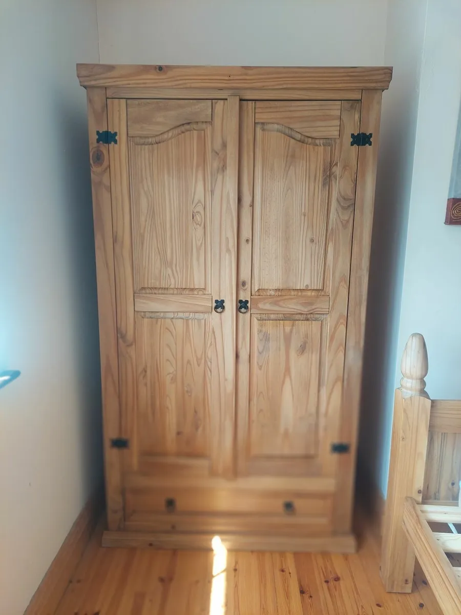 Corona Mexican Pine Complete Bedroom Furniture - Image 4