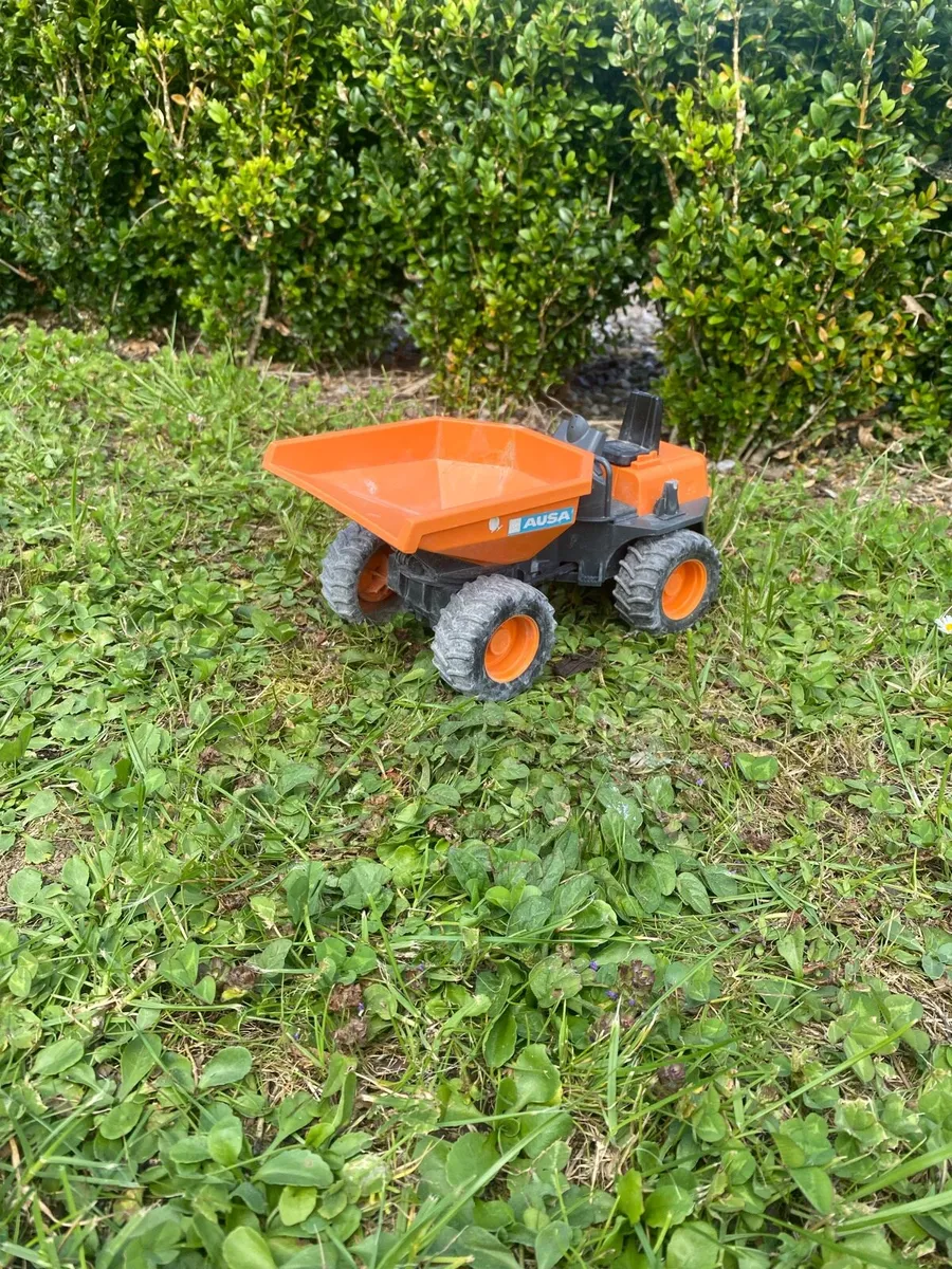 Bruder toy dumper - Image 1