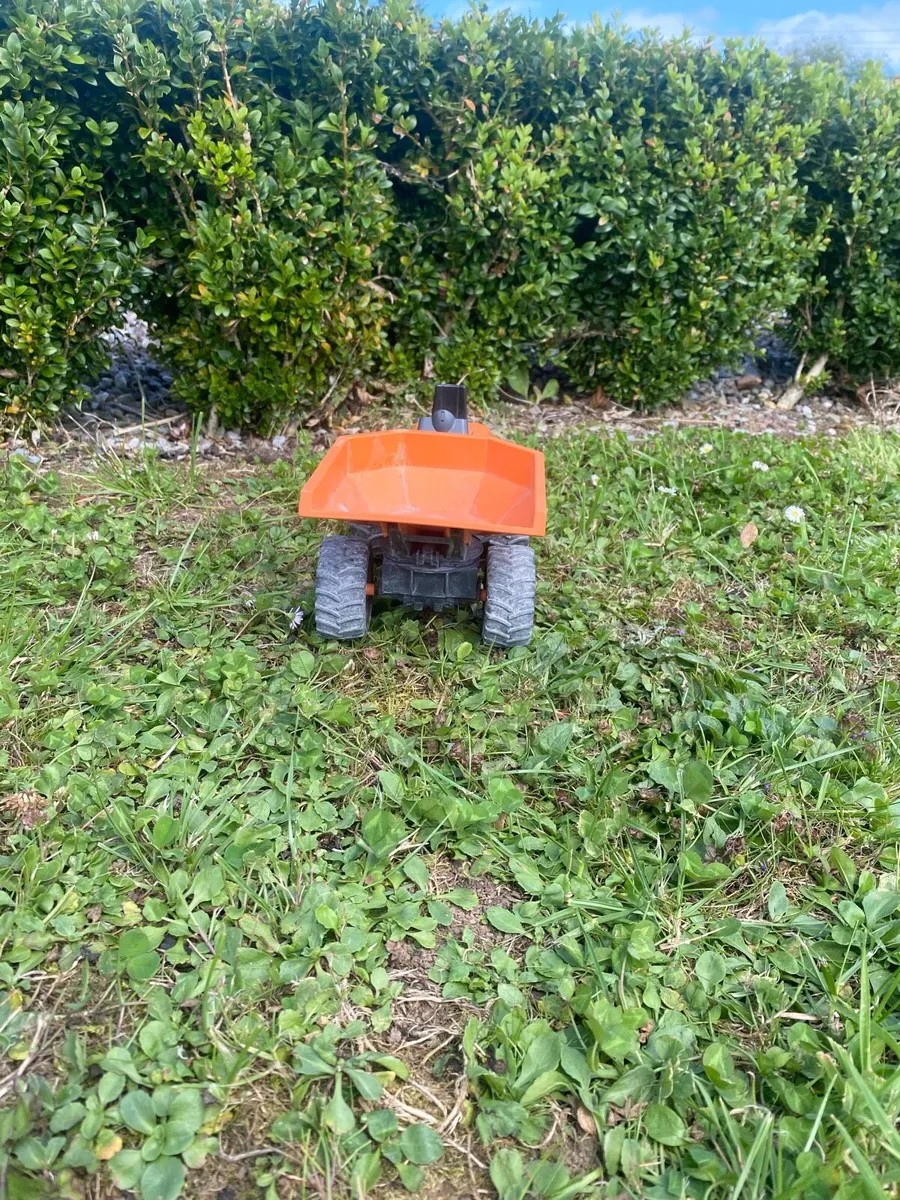 Bruder toy dumper - Image 2