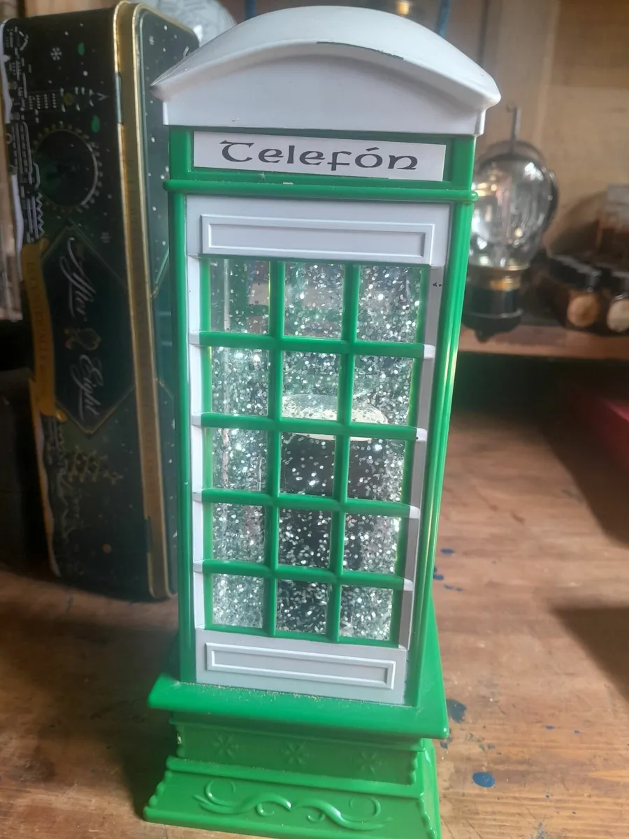 Guinness  snow  irish phone box - Image 2
