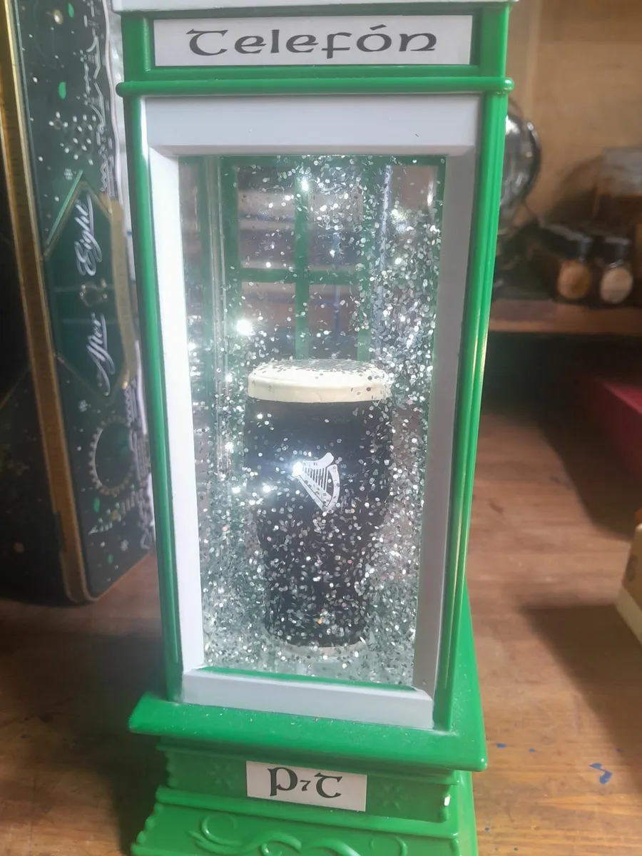 Guinness  snow  irish phone box - Image 3