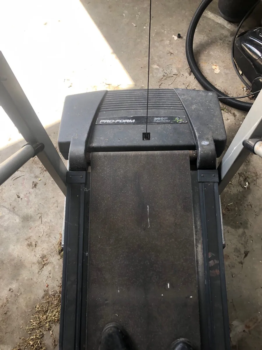 Pro form treadmill - Image 3