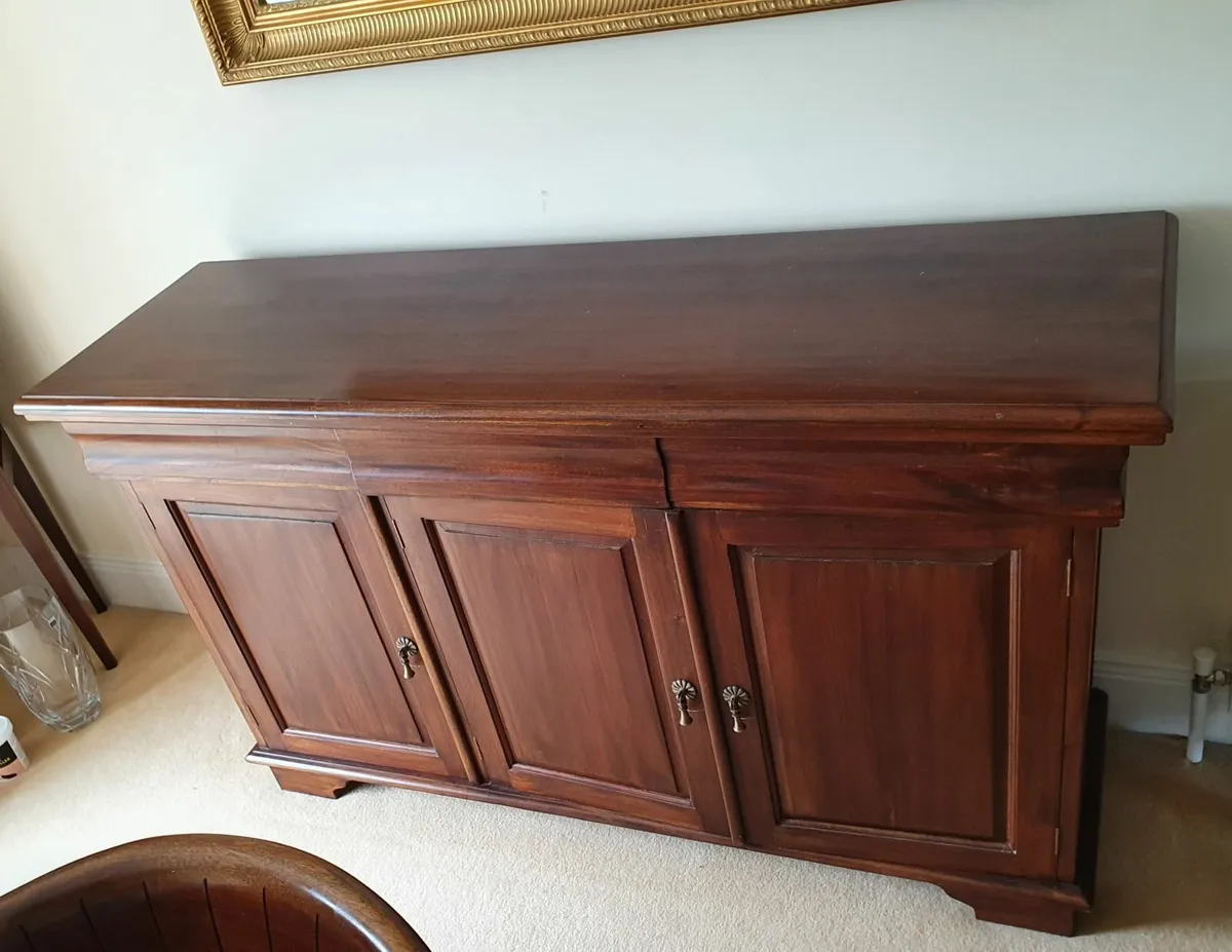 Solid Mahogany Plain Sideboard 3 Drawer - Image 1