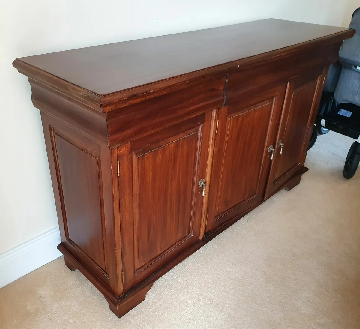 Solid Mahogany Plain Sideboard 3 Drawer - Image 2
