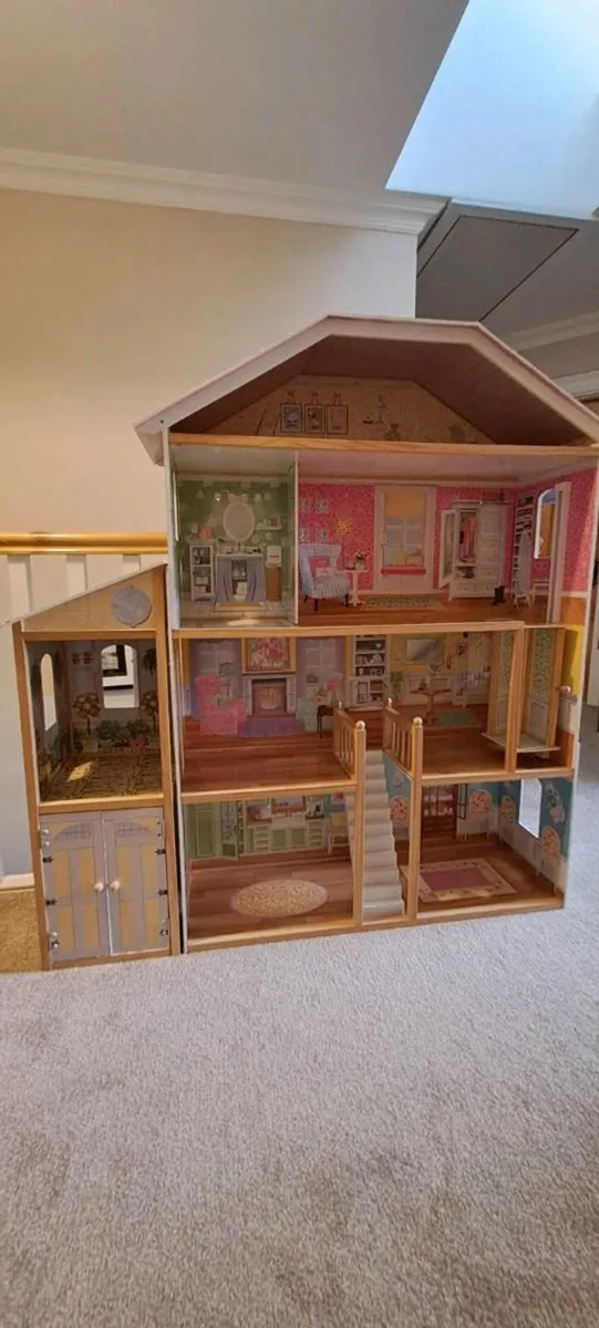 Dolls House - Image 2