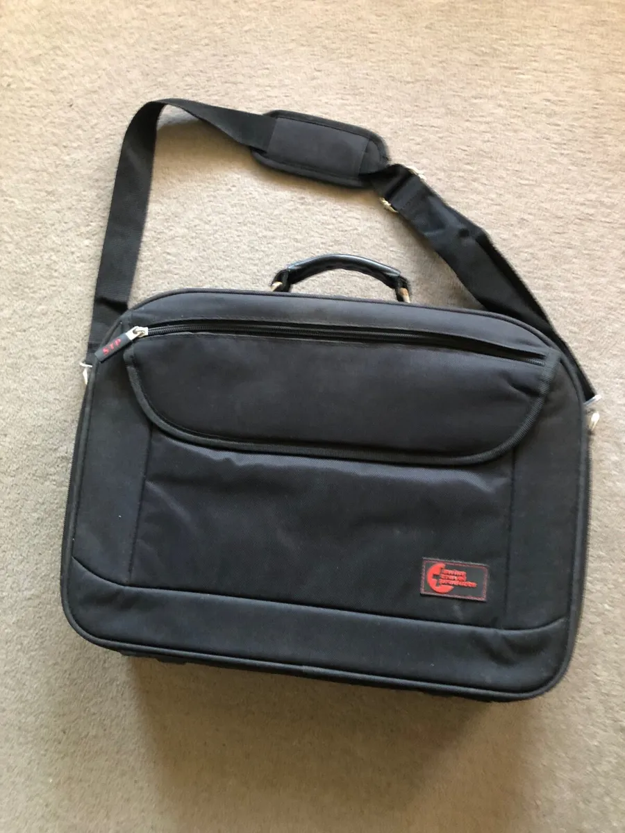Laptop bag