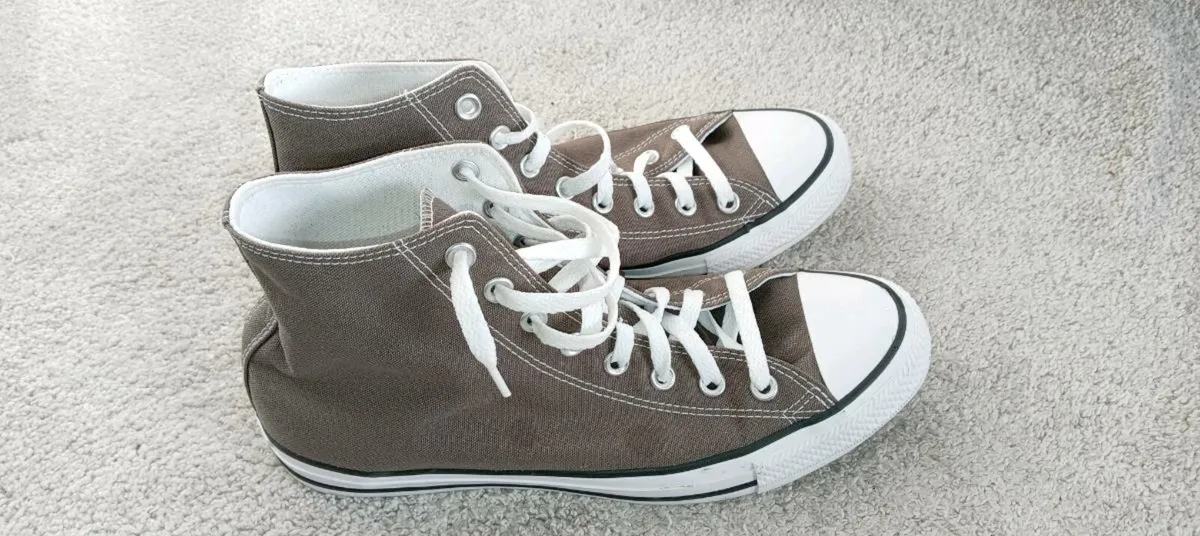 Grey Converse All Stars size 9 - Image 1