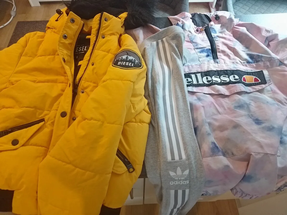 Ladies clothes - Image 2