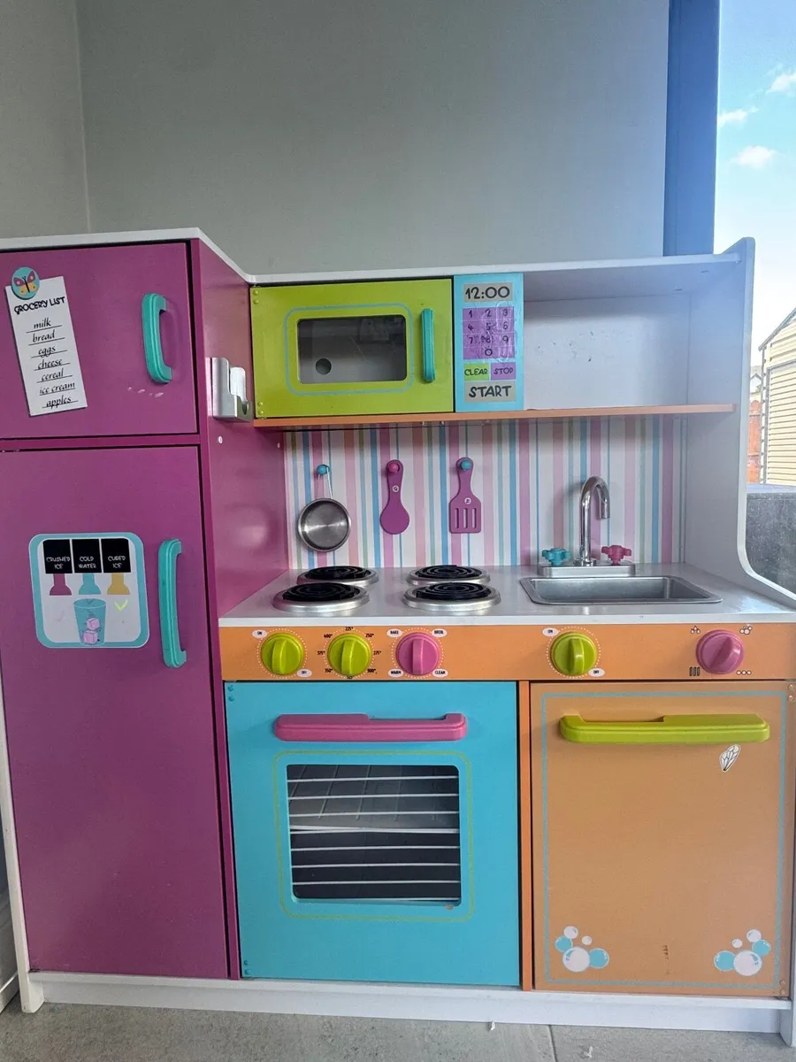 Kids play kitchen