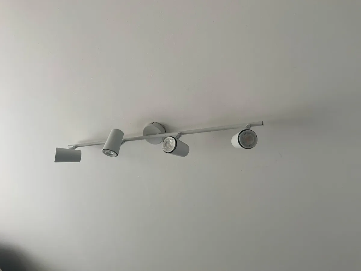 Spotlight bar - Image 1