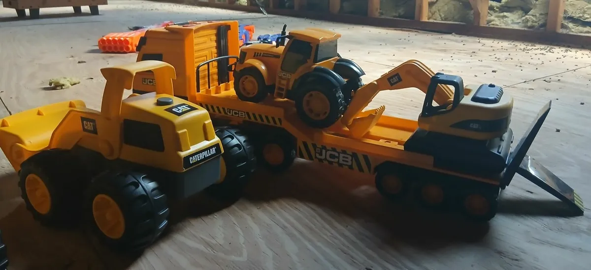 Toy Truck Set - Image 4